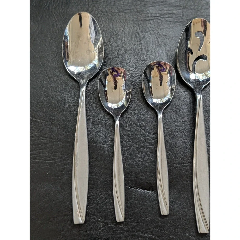 Lot of 8 Oneida Camlynn Stainless Steel Flatware Serving Pieces Spoons Forks
